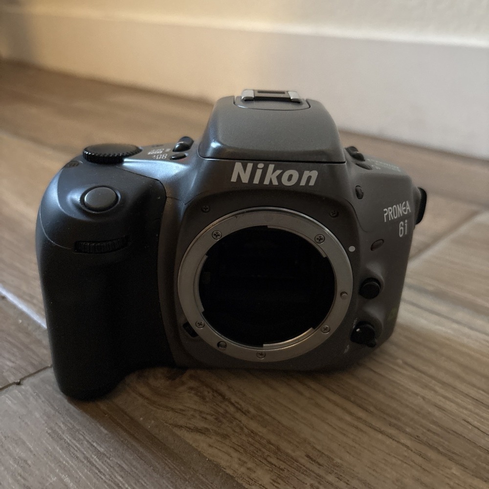 Nikon Pronea 600i / 6i SLR APS As-Is [2031869] - Tested, Turns On, No Film Inc